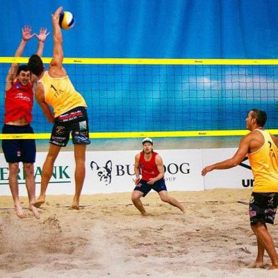 Beach Volley: sulla sabbia si salta come in palestra (se sai come farlo..)!